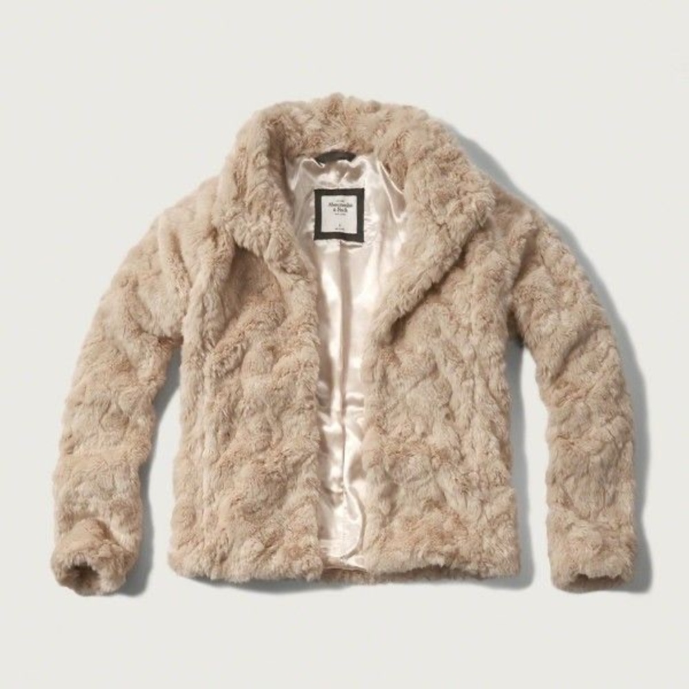 ABERCROMBIE & FITCH fluffy coat